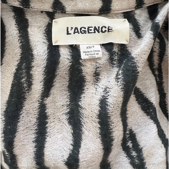 L’AGENCE animal print shirt XS - Picture 6 of 6
